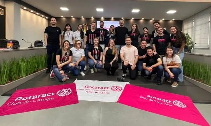 Rotaract Club do Distrito 4660 promove encontro de jovens em Ibirubá