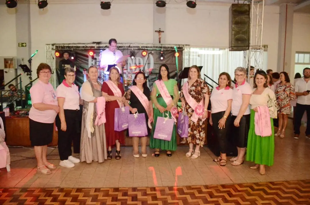 Celebração e Solidariedade na Escolha da Glamour Girl e Glamour Vovó