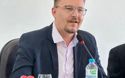 Posse da Nova Mesa Diretora da Câmara Municipal de Quinze de Novembro: Tiago Spielmann Assume a Presidência com Apoio Unânime