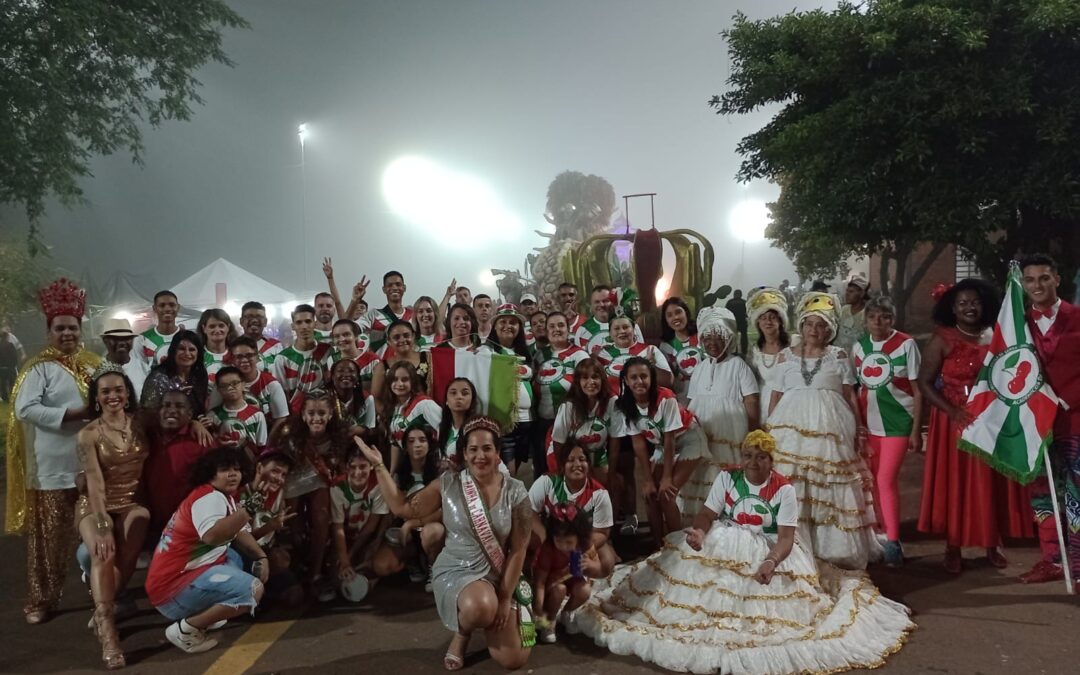 Acadêmicos da Pitanga brilha na abertura do Carnaval de Cruz Alta e traça planos para o futuro