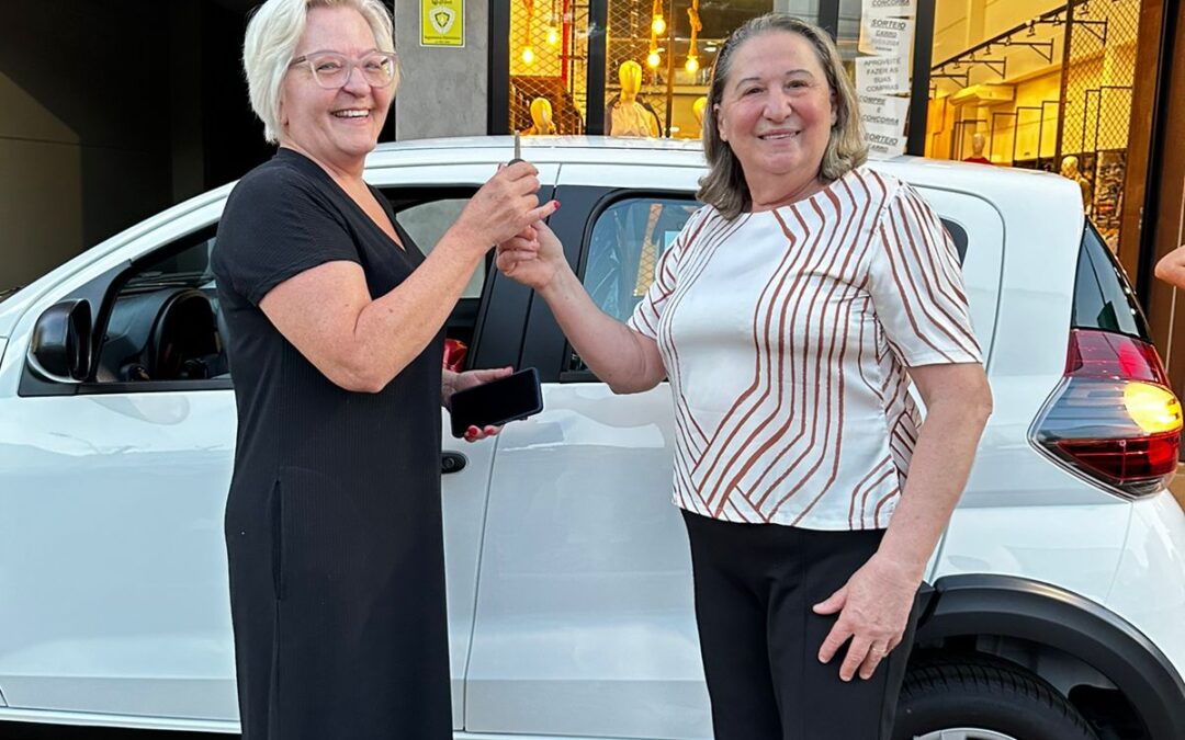 Alice Baumer Mendes é a Grande Vencedora do Sorteio “Roupa Nova é Carro Novo” das Lojas Casa do Jeans, Toque Especial e Seu Jeito de Ibirubá