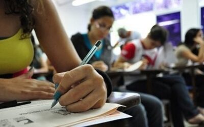 Novo Ensino Médio: Câmara aprova mudanças com impacto na carga horária e disciplinas obrigatórias