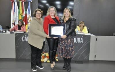 Câmara de Vereadores de Ibirubá Homenageia Conselho Municipal de Educação pelos 60 Anos de Fundação