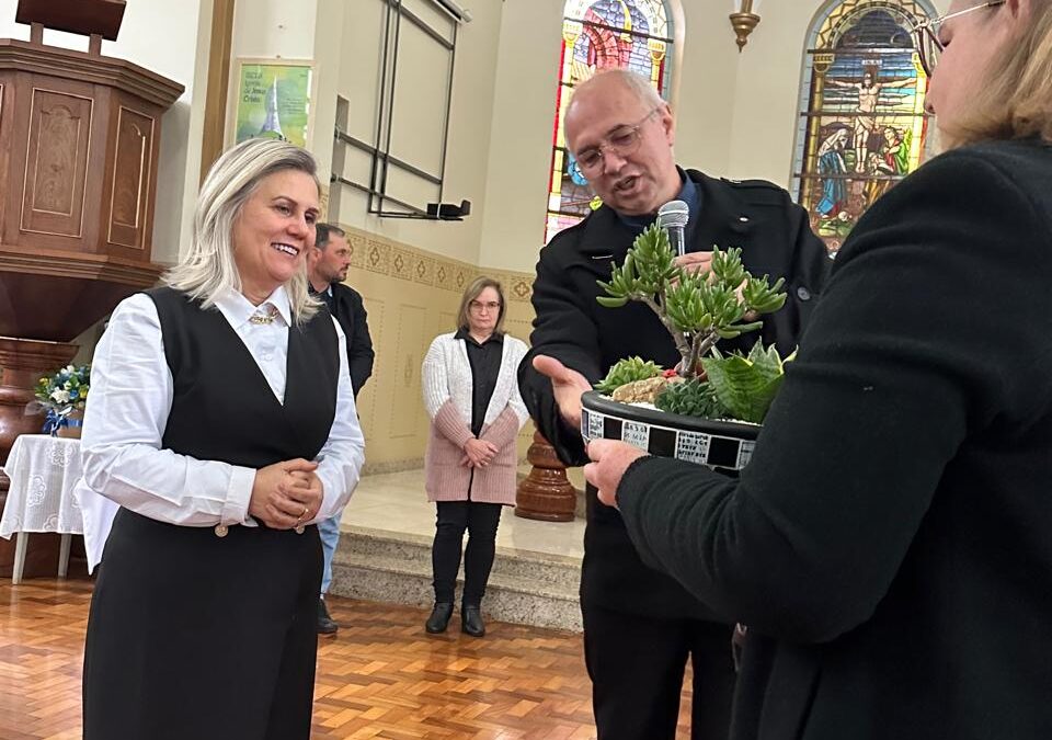 Monica Lisete Froeder finaliza um ciclo no Colégio Sinodal Ibirubá