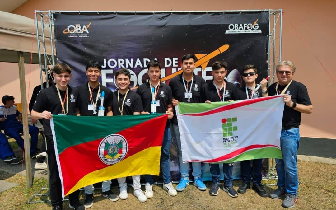 Técnico em Mecânica Integrado conquista medalhas de ouro e prata na Jornada de Foguetes