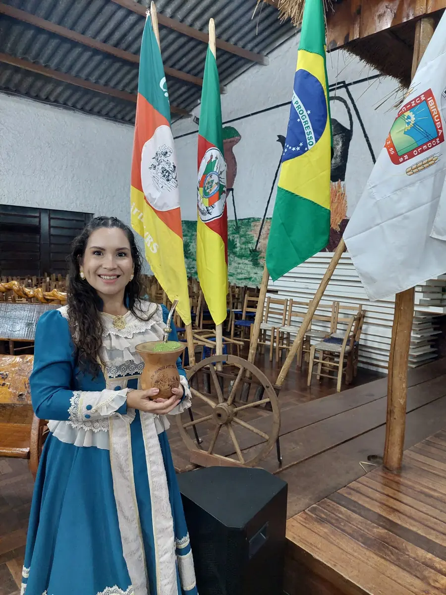 Vivian Nunes assume como Patroa do CTG Rancho dos Tropeiros para a gestão 2025/2026