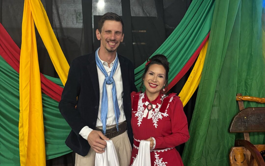 Vivian Nunes assume a patronagem do CTG Rancho dos Tropeiros de Ibirubá para a gestão 2025/2026