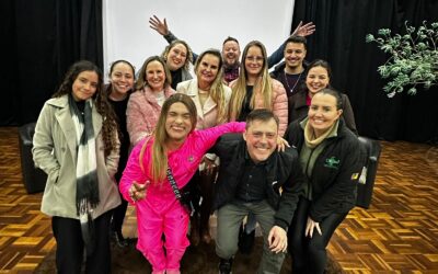Evento gratuito na Casa de Cultura une humor e reflexão sobre segurança no trabalho