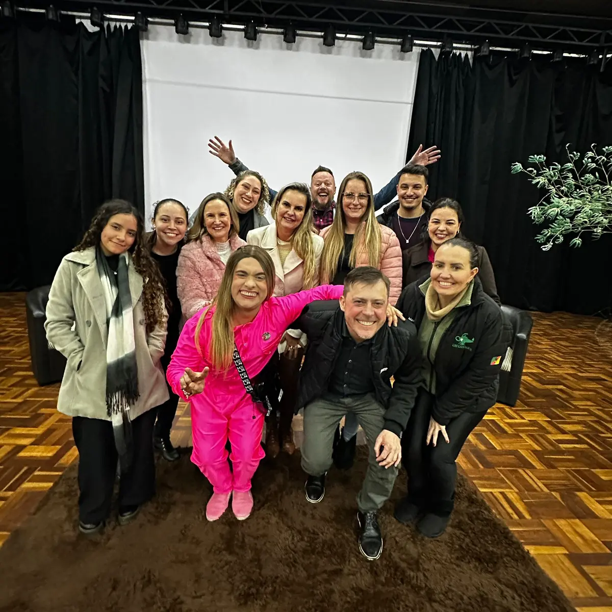 Evento gratuito na Casa de Cultura une humor e reflexão sobre segurança no trabalho