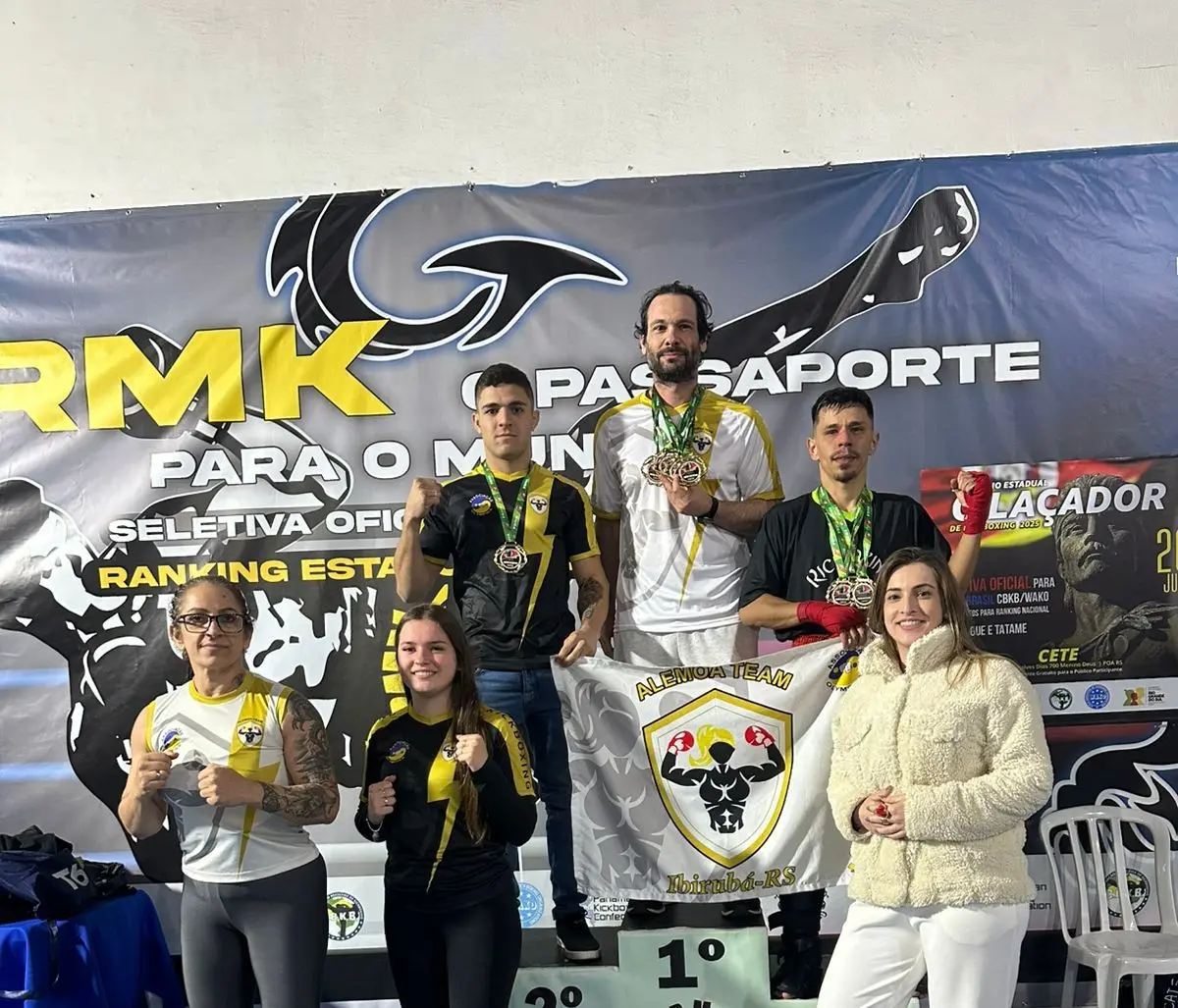Atletas de Ibirubá brilham no 5º Torneio Brasileiro O Laçador de Kickboxing e conquistam 8 medalhas de ouro