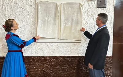 Sessão Solene da Câmara de Vereadores homenageia casal tradicionalista Mari e Jacir Maldaner