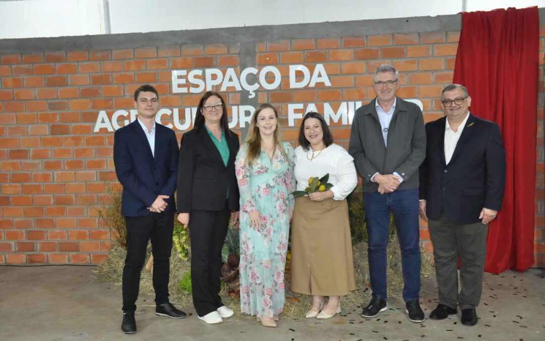 Quinze de Novembro celebra inauguração do Pavilhão da Agricultura Familiar