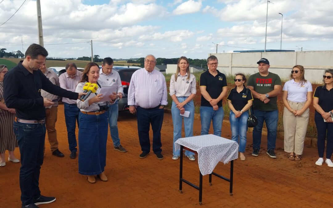 Ibirubá inicia pavimentação da Rua Aloísio Müller em ato que marca os 300 dias da atual gestão