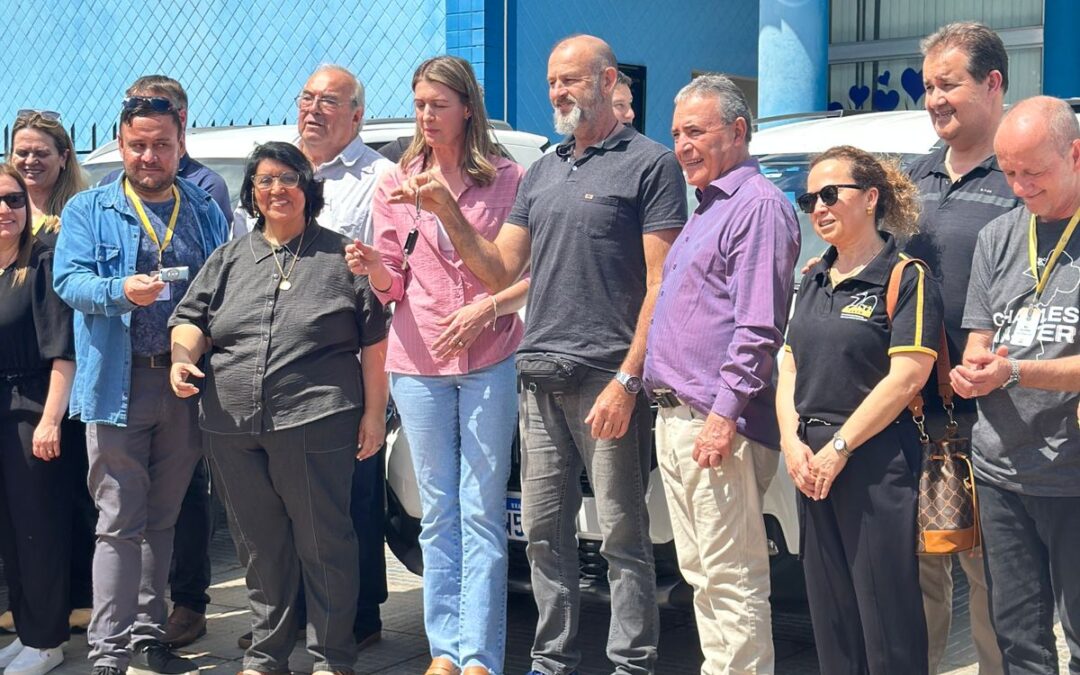 Ibirubá investe em mais qualidade no transporte da saúde com a entrega de três novos veículos