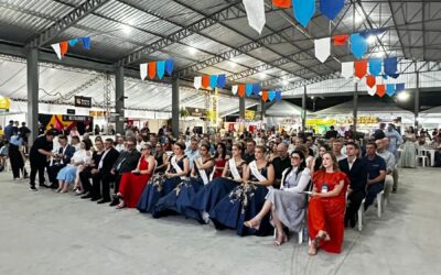 Casa lotada marca a abertura oficial da 17ª ExpoQuinze