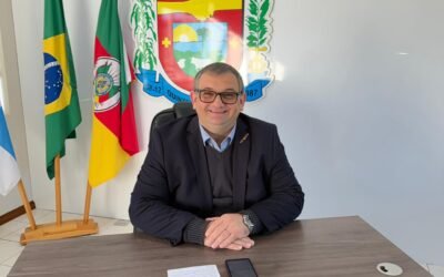 PREFEITO MARCOS PETRY ANUNCIA INVESTIMENTOS, ECONOMIA E MUDANÇAS DURANTE CAFÉ COM A IMPRENSA EM QUINZE DE NOVEMBRO